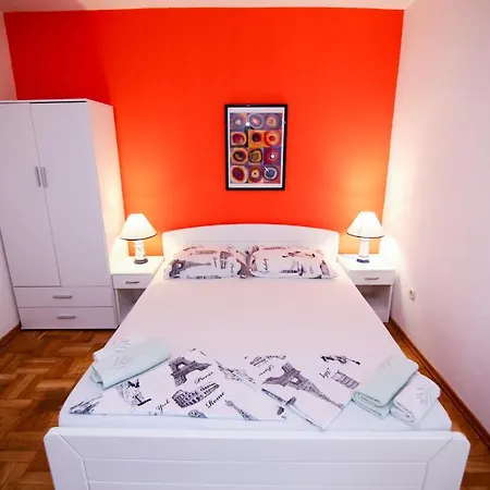 Guest house South Drage